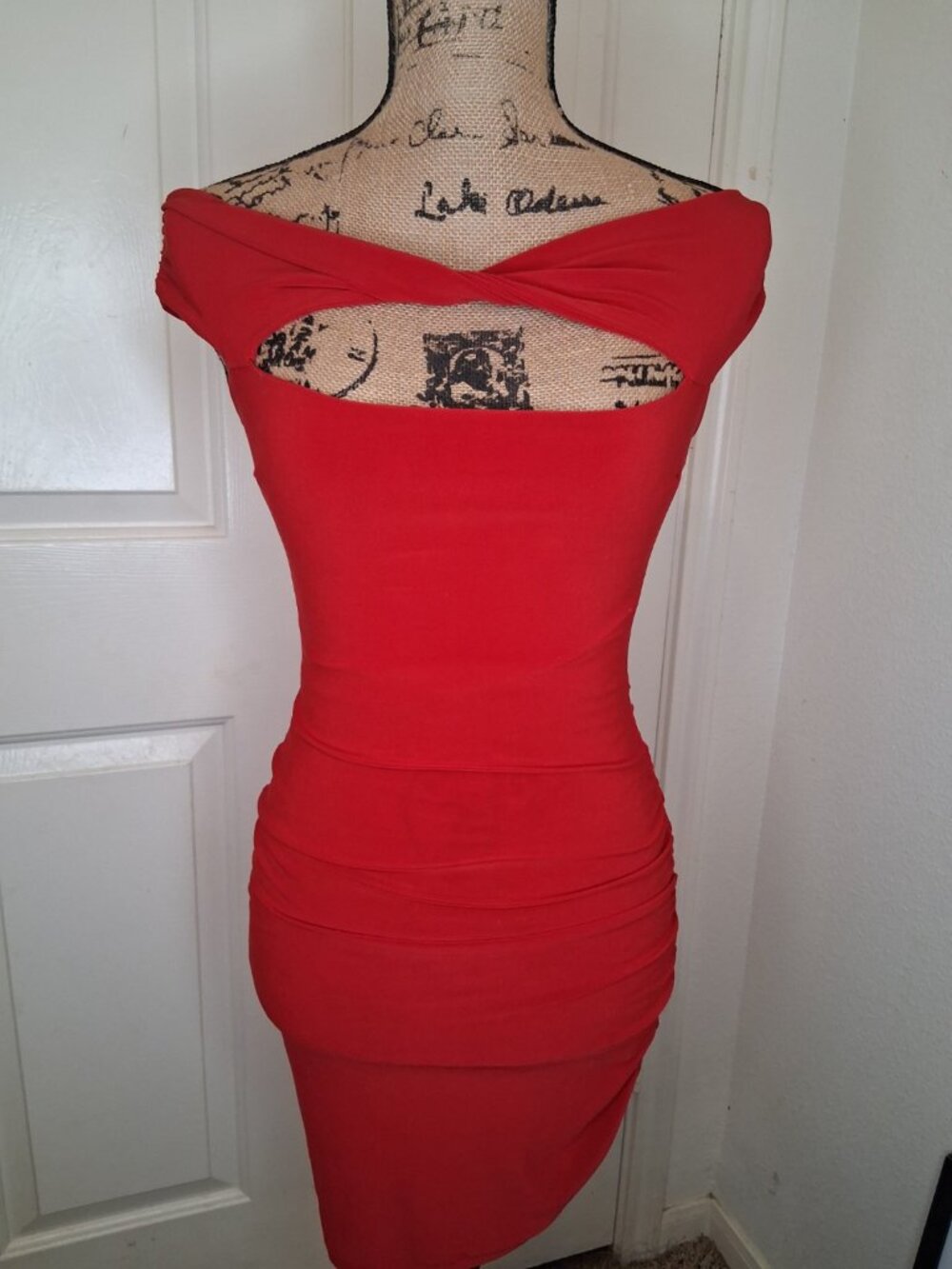 Red Off Shoulder Cutout Bodycon Mini Dress Stretchy Size M Sexy Cocktail Date Ni